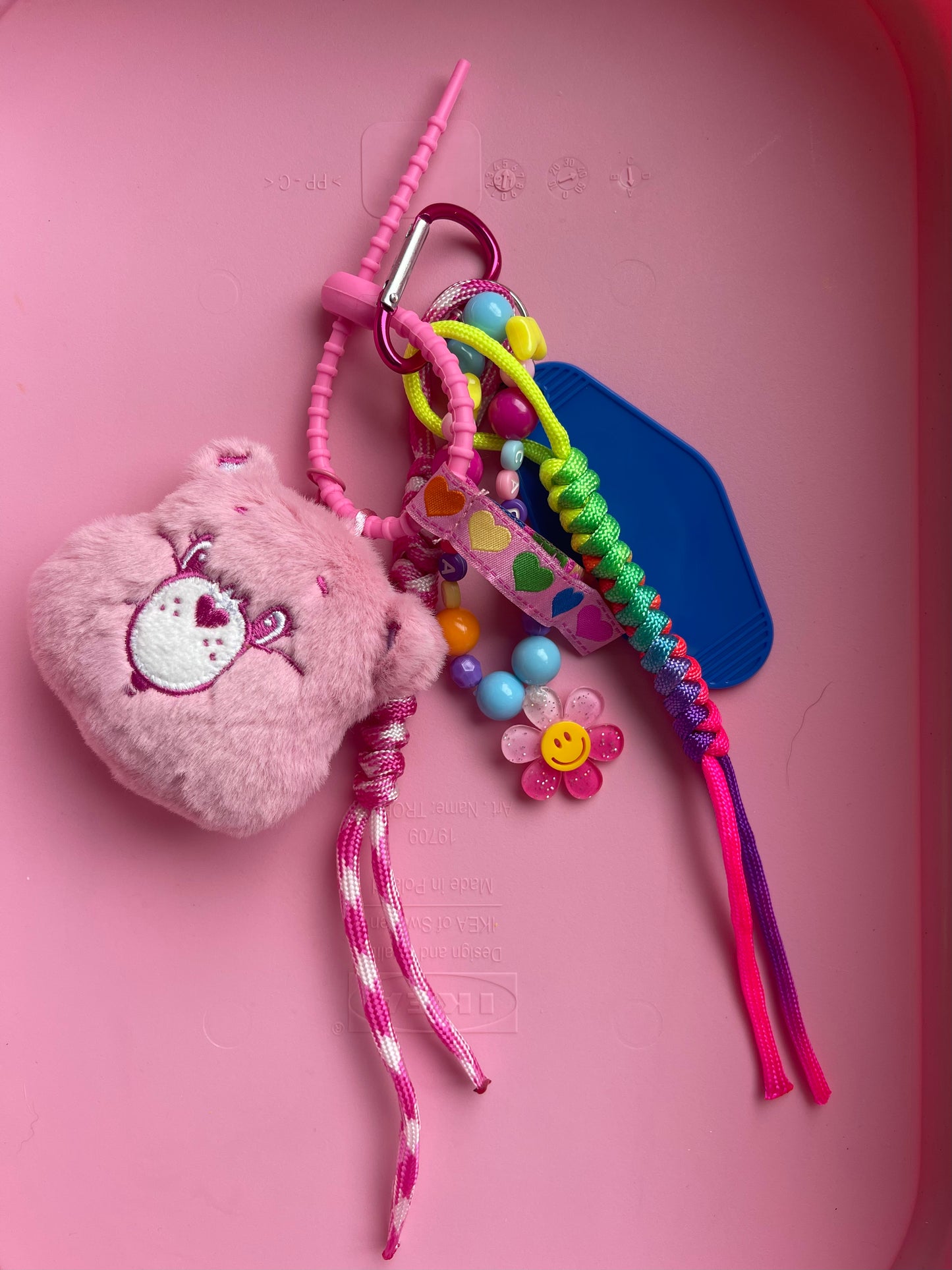 Bijou de sac " Pink Care Bear " - Edition Rainbow Dream