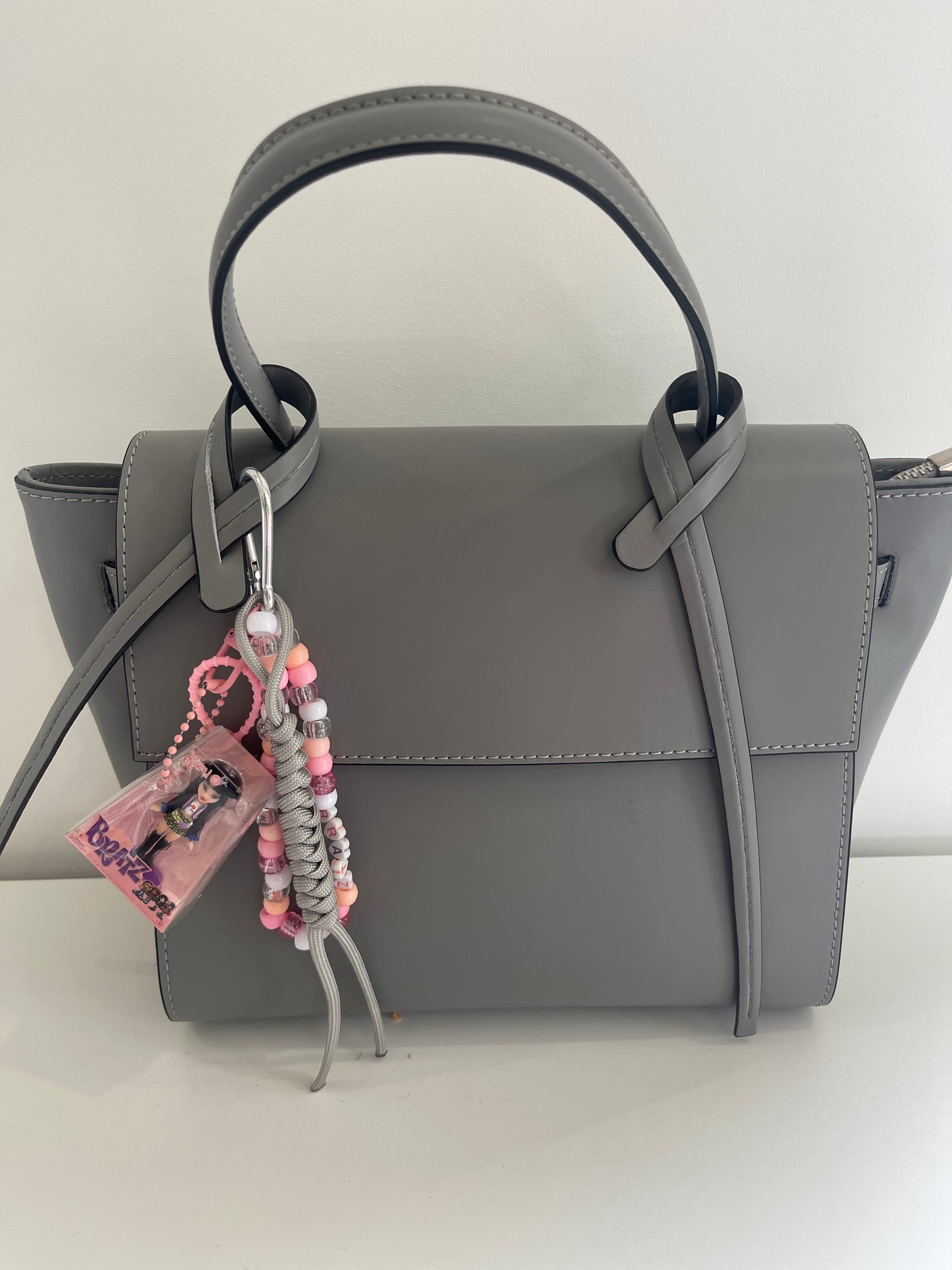 Bijou de sac " Bratz mini Yasmin " - Edition Pretty N Punk